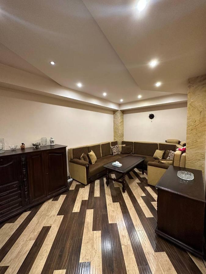 Studio Apartment Little Center, Heart Of เยเรวาน ภายนอก รูปภาพ